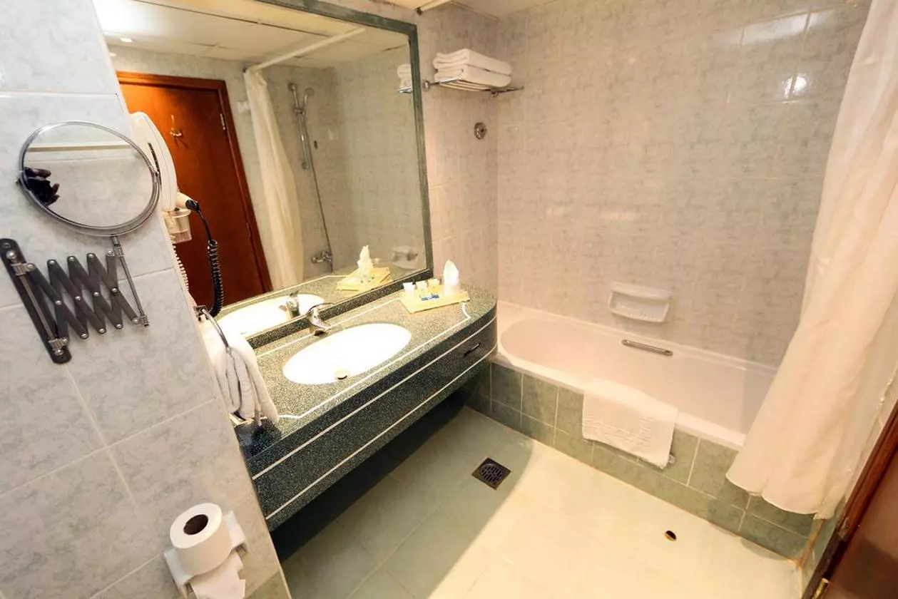 DELMON_SHABAVIZ (20).jpg